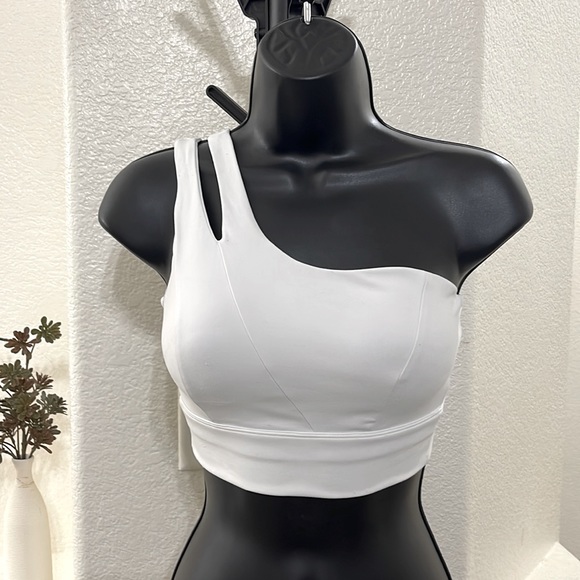 VIOLATE THE DRESS CODE Elevate Apex Sports Bra - Picture 2 of 4